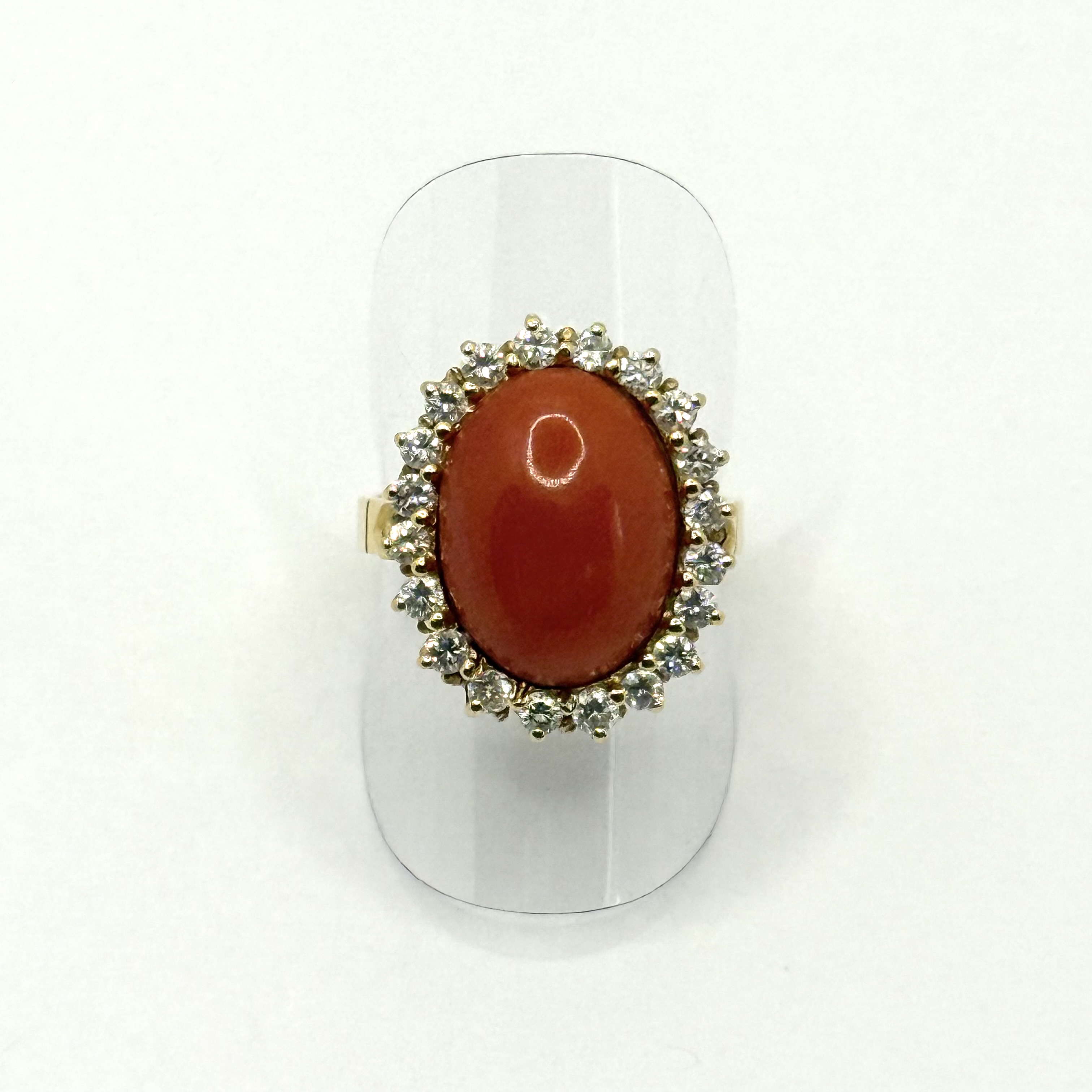 750/1 Ring Gr57 mit Dia ca0,80ct und Fbst 8,26gr