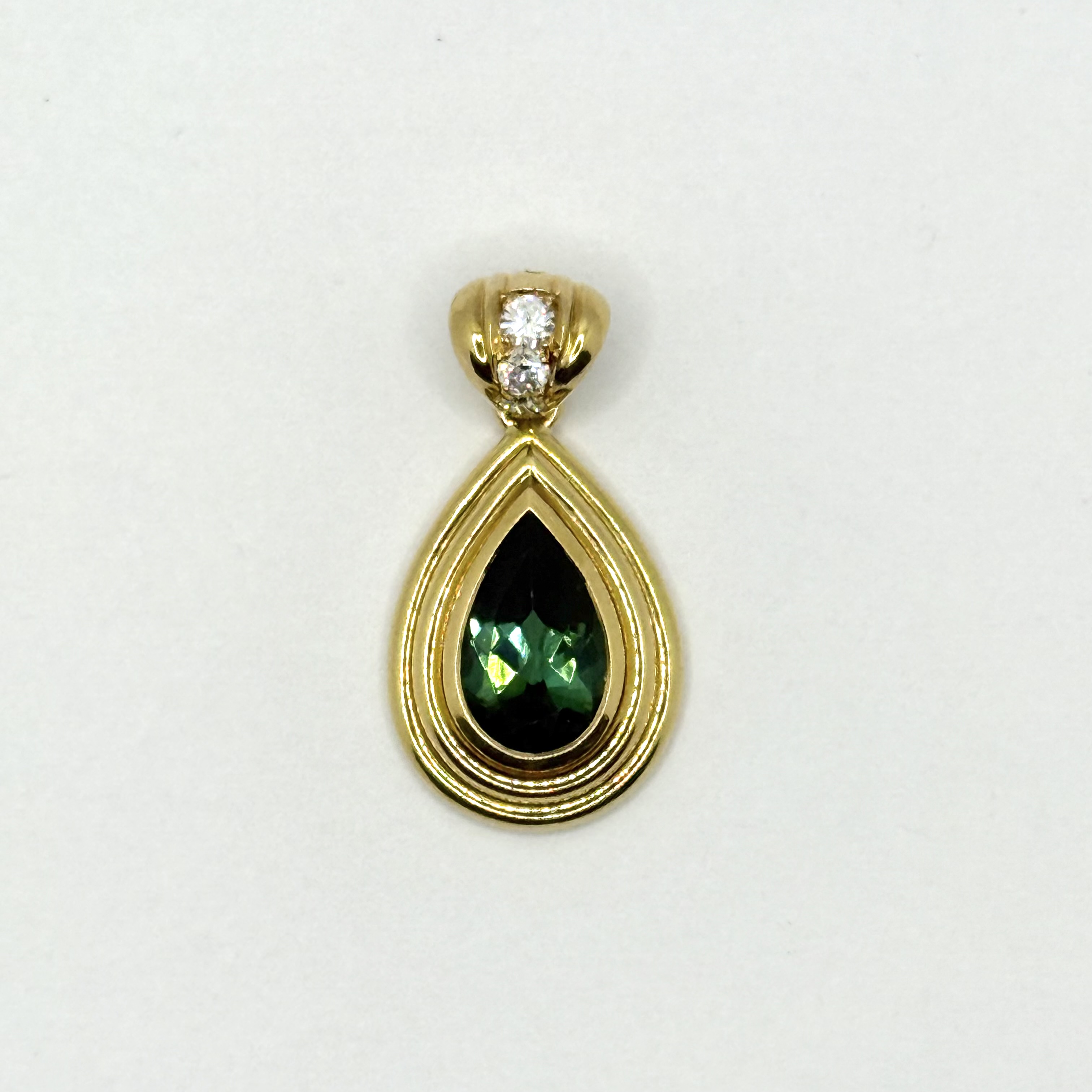 750/ 1 Anhänger mit 3 Brillanten zus ca. 0,28ct und Fbst 8,04gr