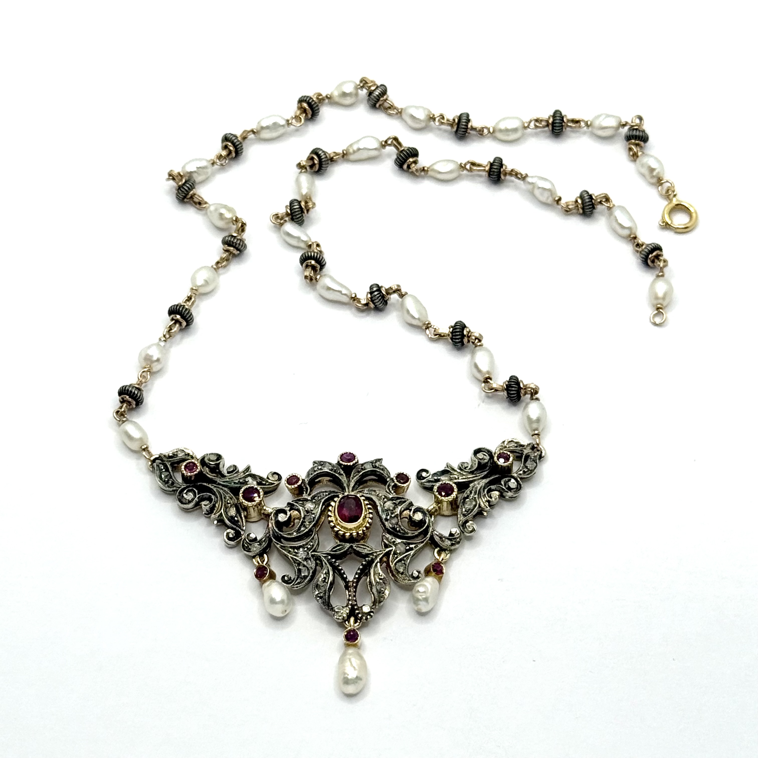 585Au/800Ag 1 Collier 43cm SW-Zuchtperlen Fbst und Diam 20,50g