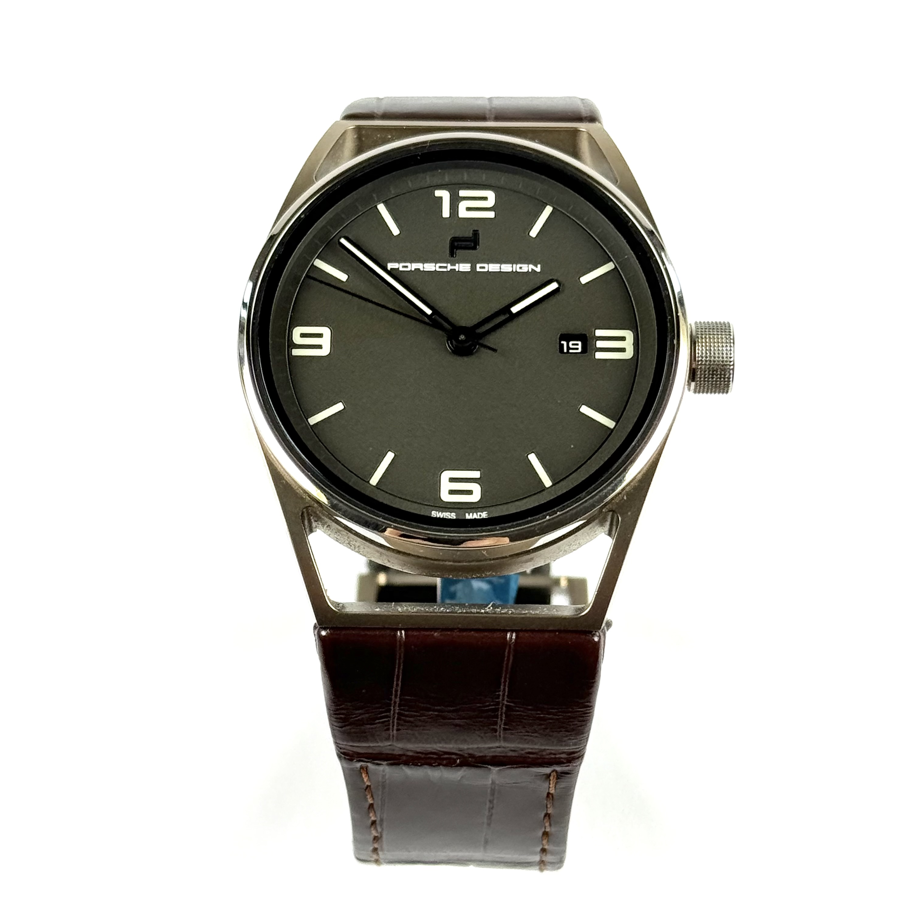 Titan/1 Herrenarmbanduhr Porsche Design 1919 Datetimer Eternity Nr.PD011.768 mit Rechn. Zert Etui